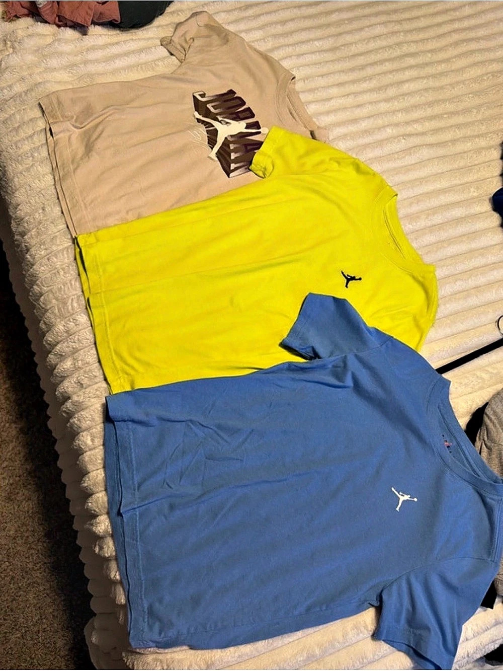 Jordan Short Sleeve T-Shirt 3-Pack in Blue & Yellow Like New